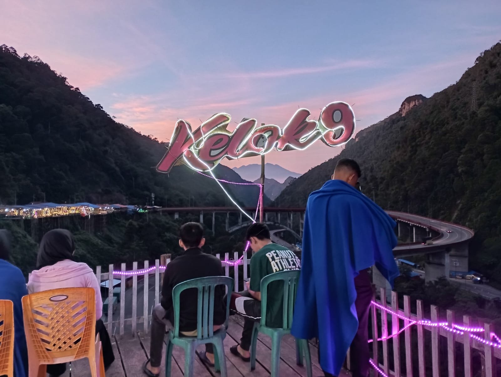 Kelok 9 Scenic Road in West Sumatra